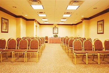 Holiday Inn Express Waterbury Tiện nghi bức ảnh