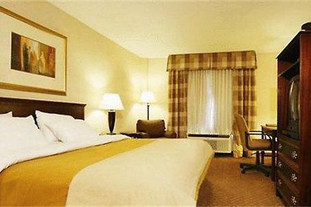 Holiday Inn Express Waterbury Phòng bức ảnh