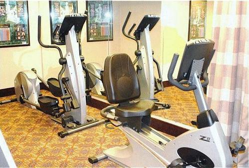 Holiday Inn Express Waterbury Ngoại thất bức ảnh
